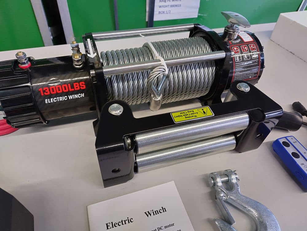 Electrische lier 12 volt 5800kg